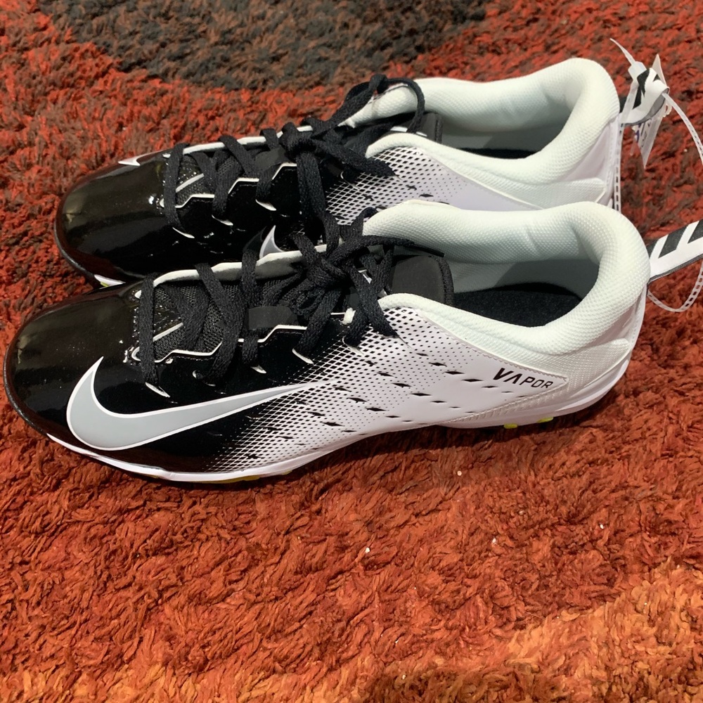 Nike football cleats size 12